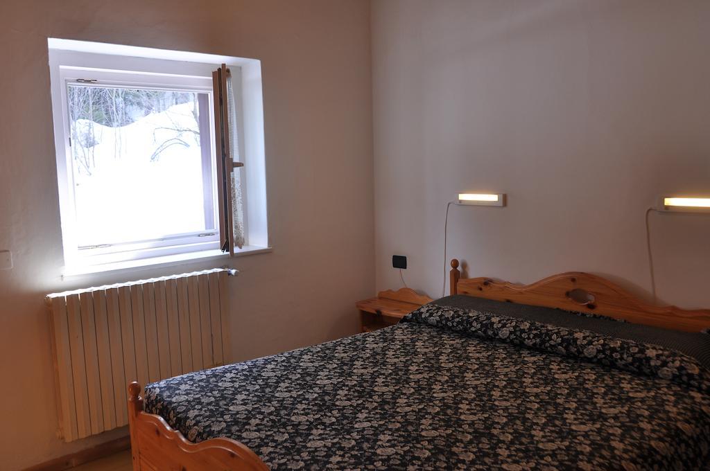 Casa Alpina Dobbiaco Hotel Cameră foto