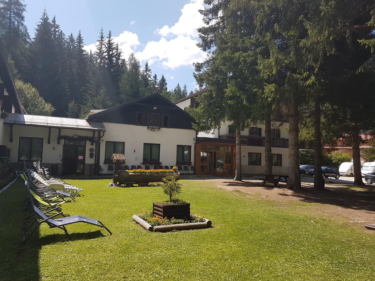 Casa Alpina Dobbiaco Hotel Exterior foto